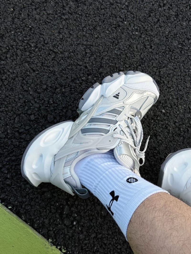 Adidas XLG Runner Deluxe Grey Silver