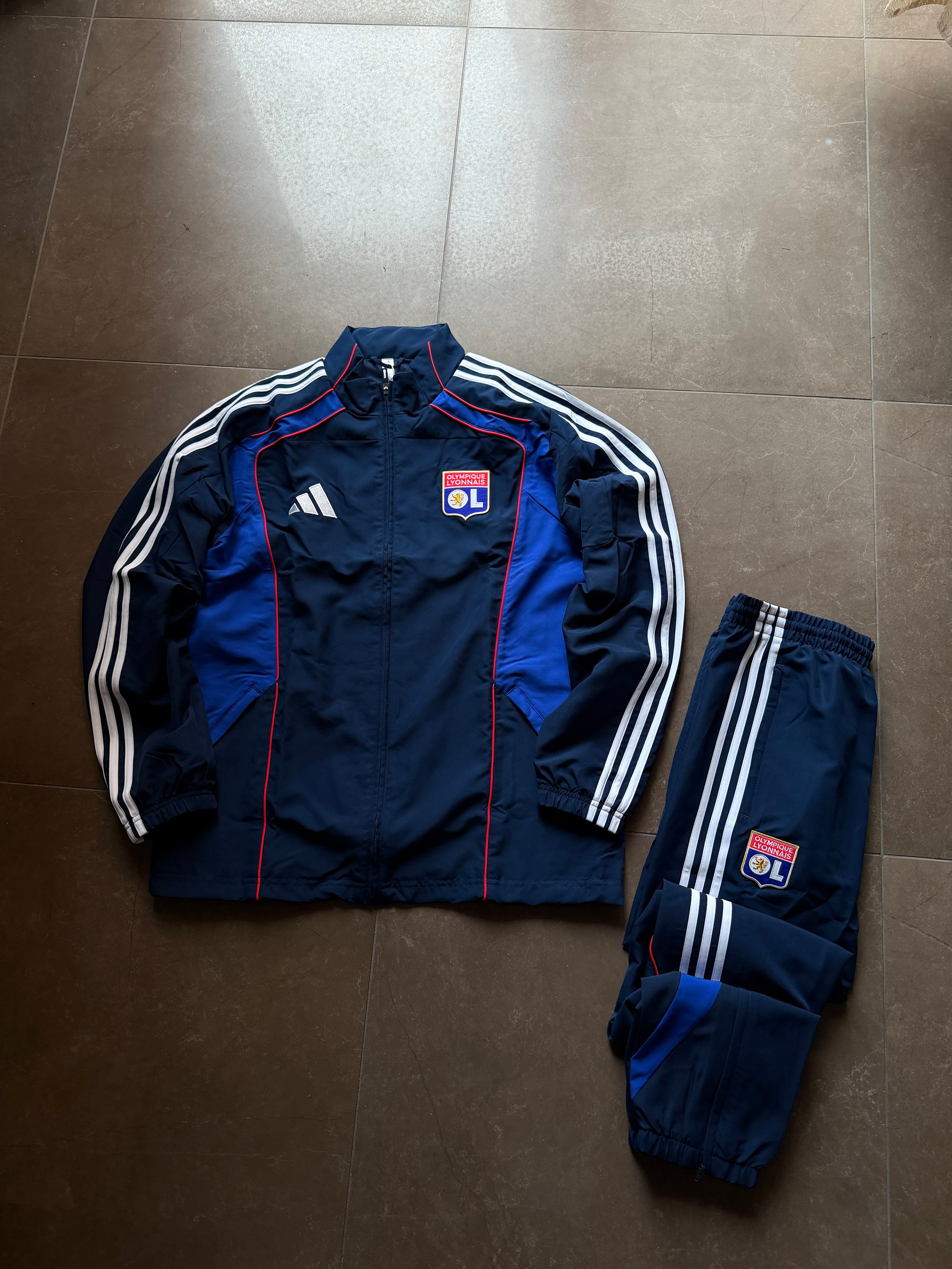 Tuta completa Adidas Olympique Lione UBP