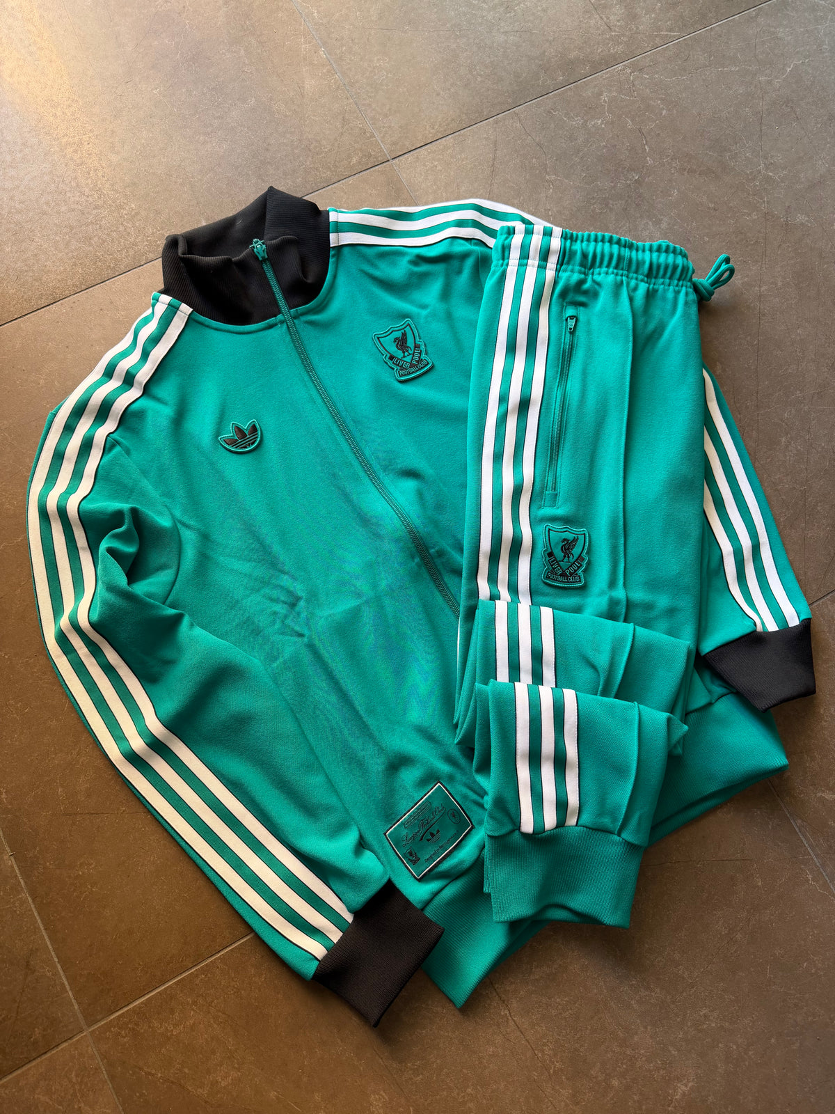 Tuta completa Adidas Liverpool Icon Tiffany
