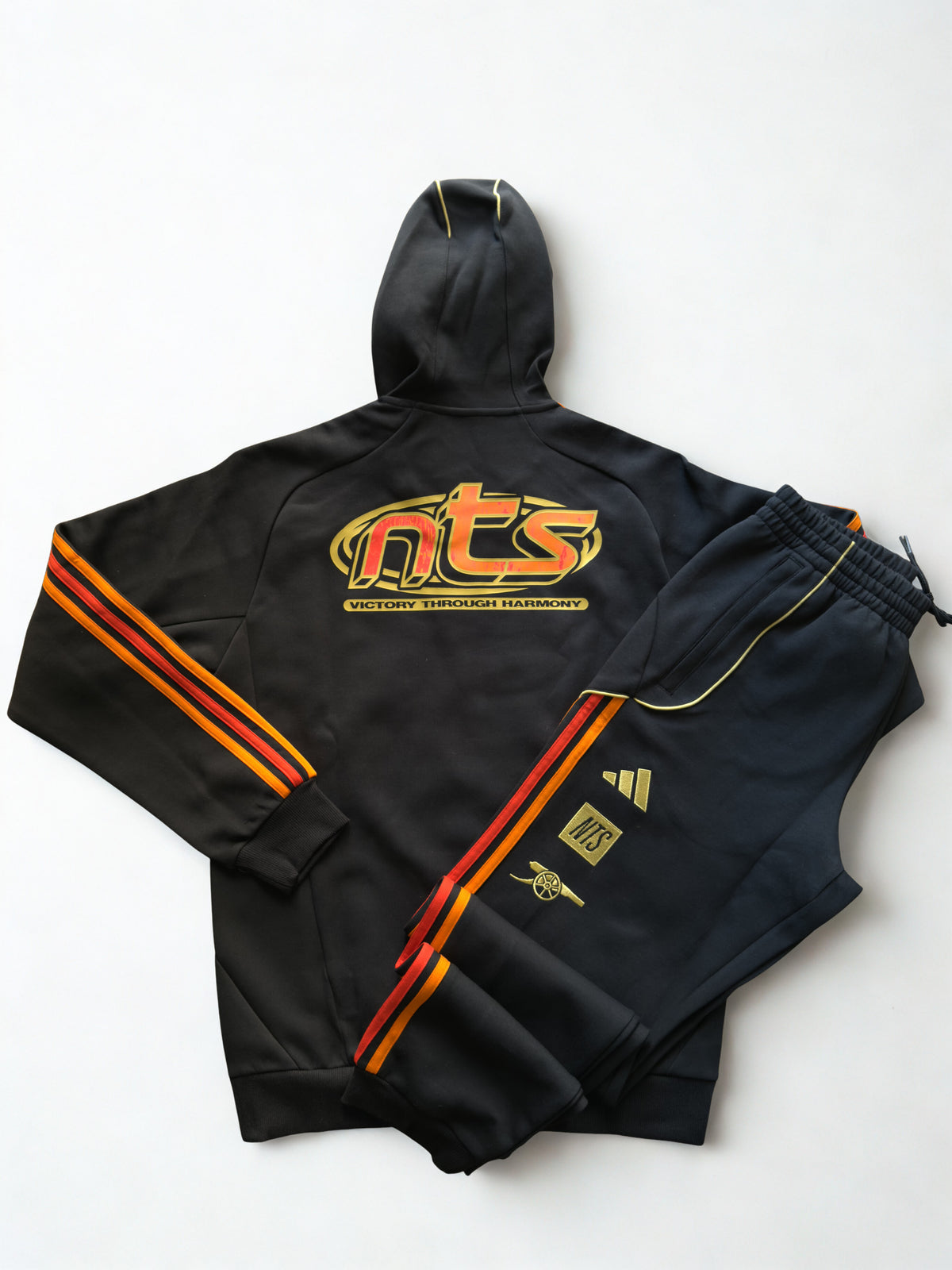 Tuta completa Adidas Arsenal UBP x NTS