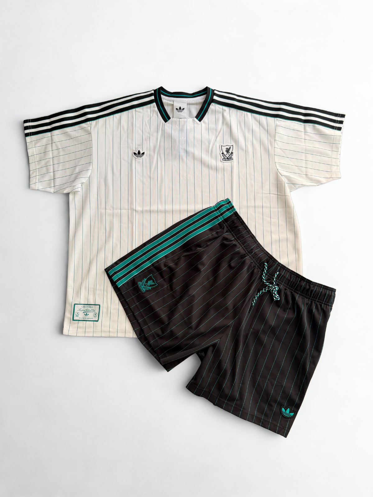 Completo Adidas Liverpool Icon Jersey