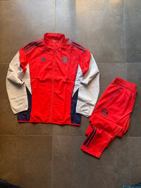 Tuta Completa Adidas Bayern Monaco 2026