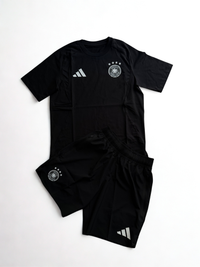 Completo Adidas Germania Tech
