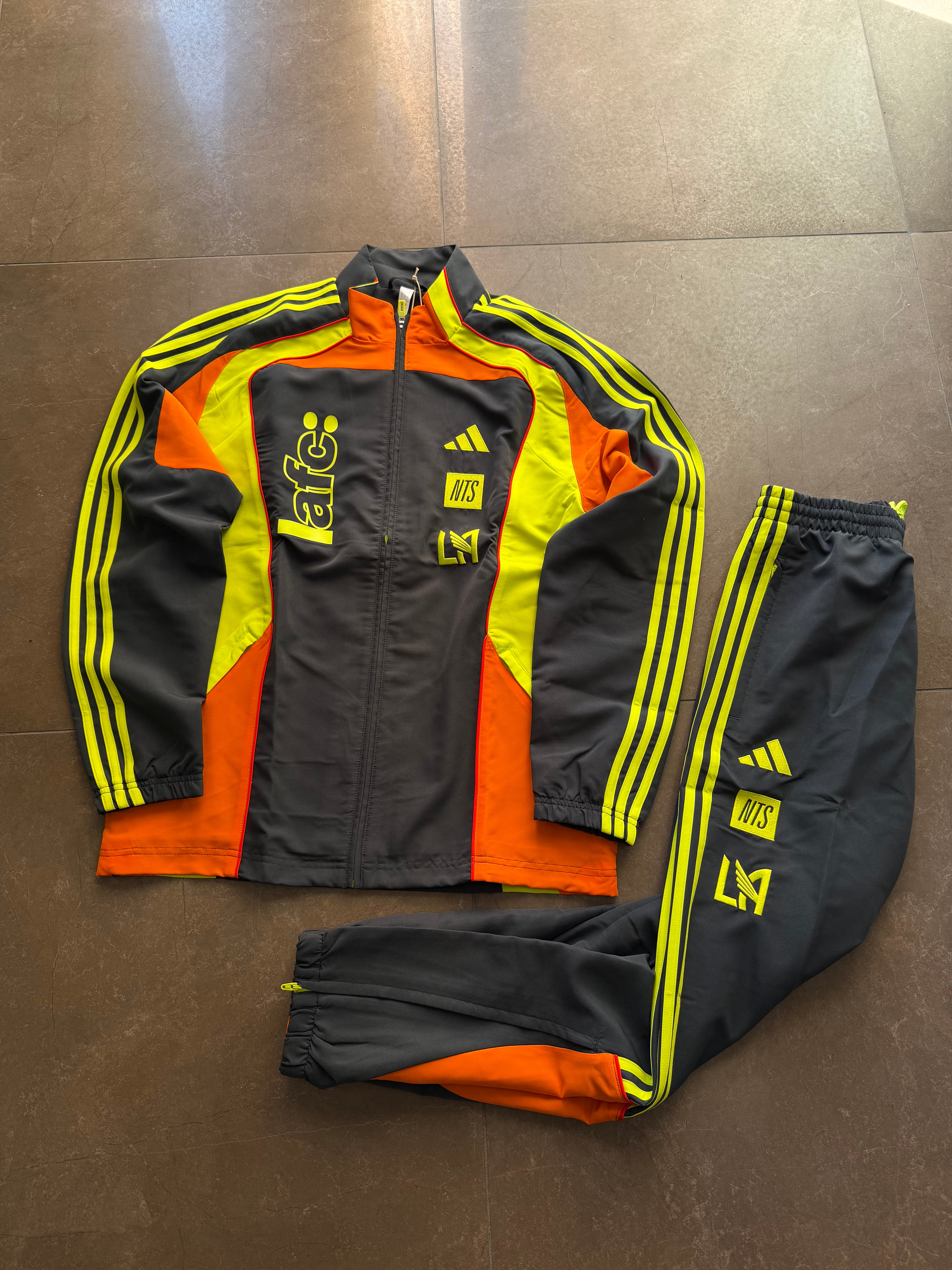 Tuta completa Adidas LAFC x NTS