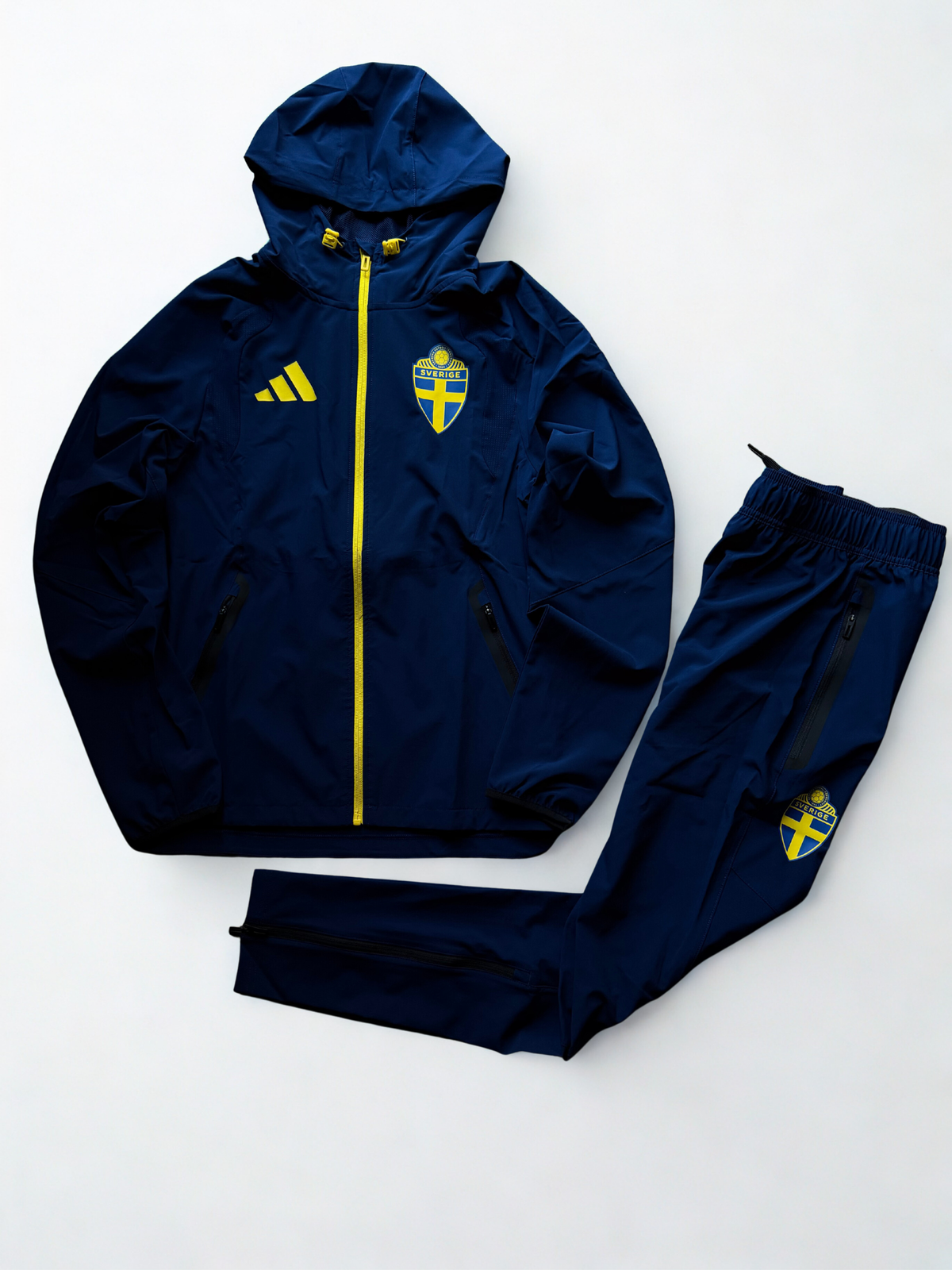 Tuta Completa Adidas Svezia