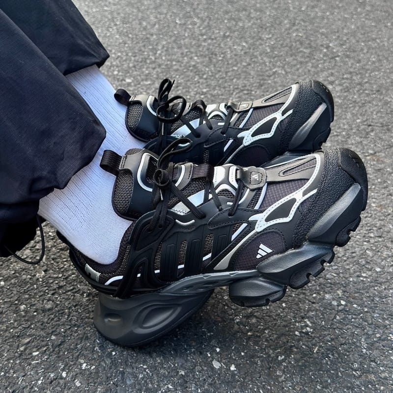 Adidas XLG Runner Deluxe Black Grey