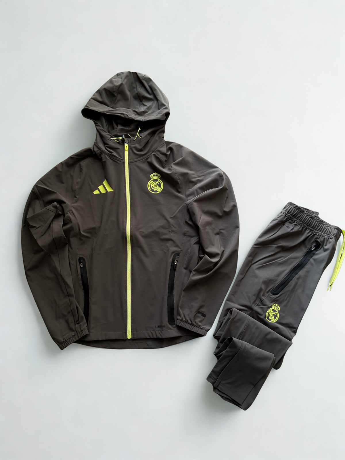 Tuta Completa Adidas Real Madrid Tech