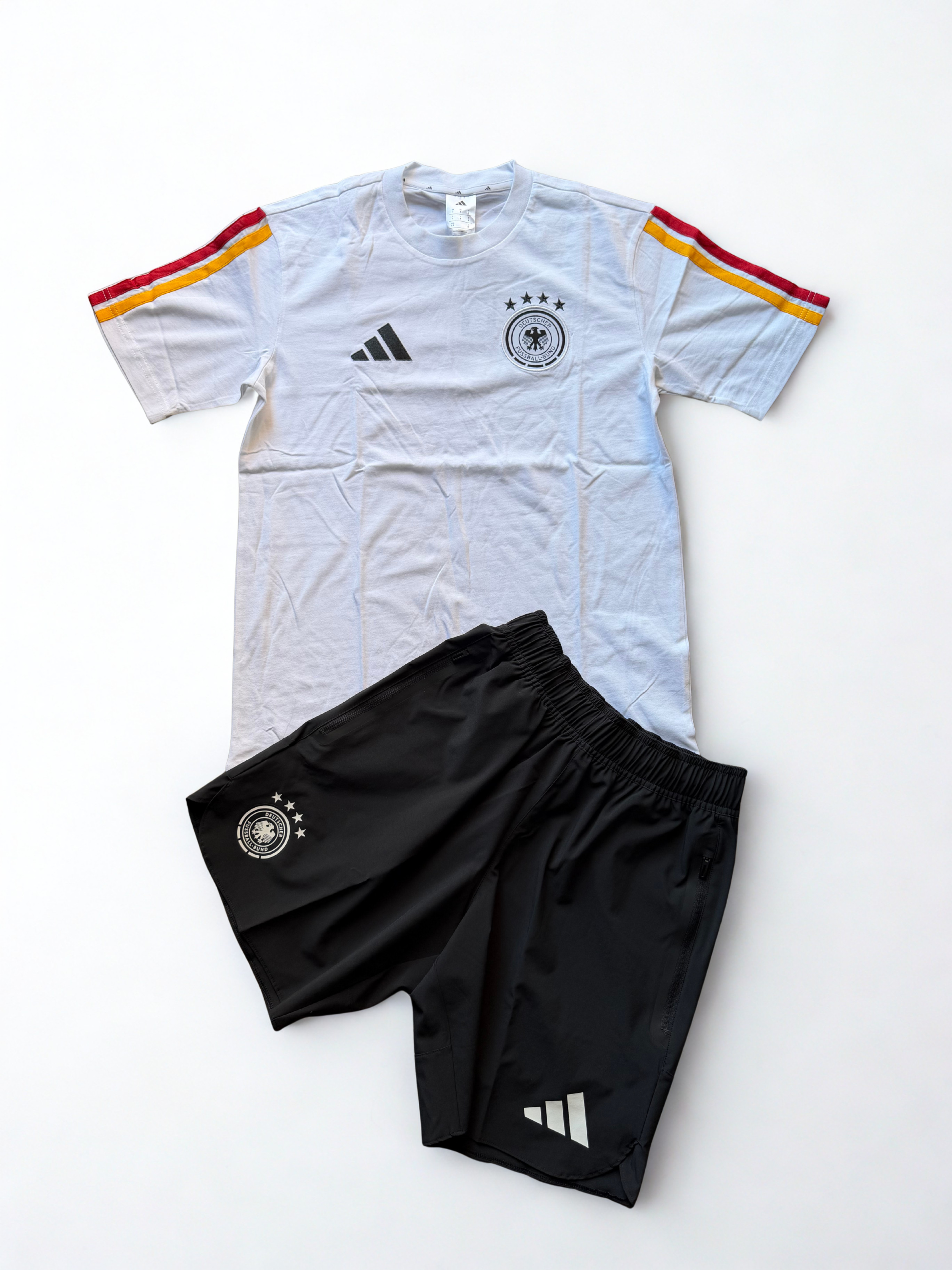 Completo Adidas Germania DNA Bianco