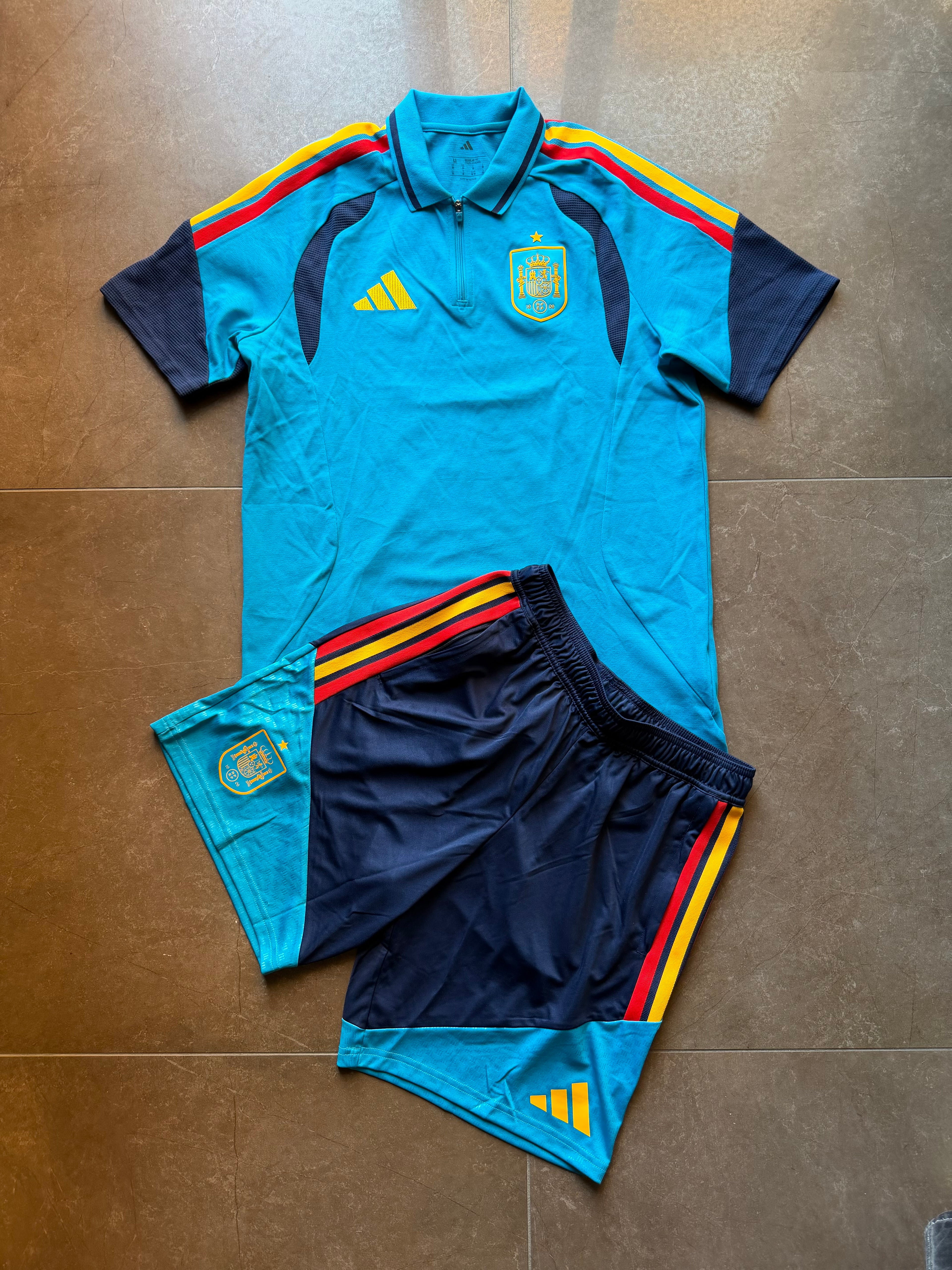 Completo Adidas Spagna Polo Performance