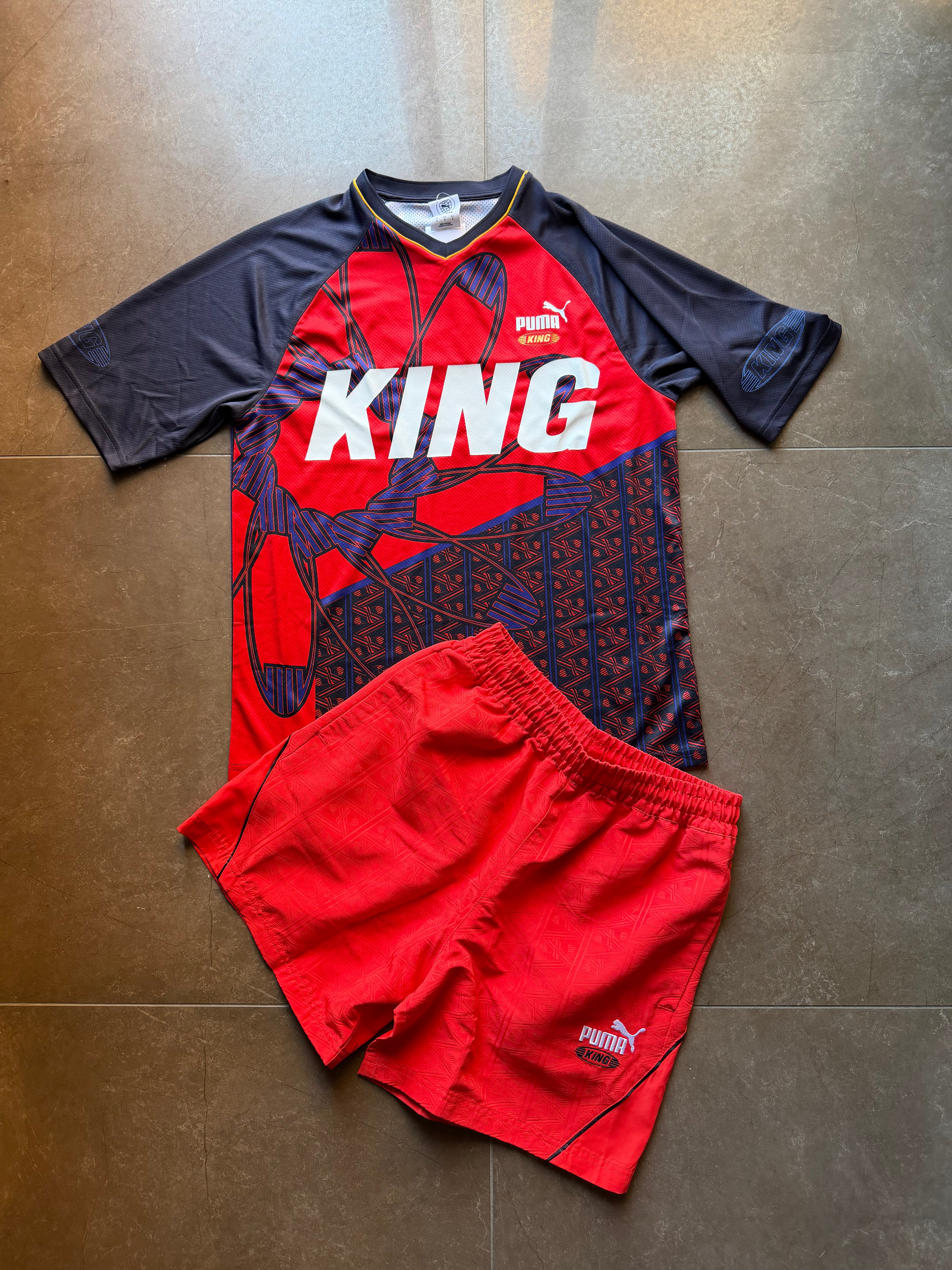 Completo Puma King Retro Limited Edition