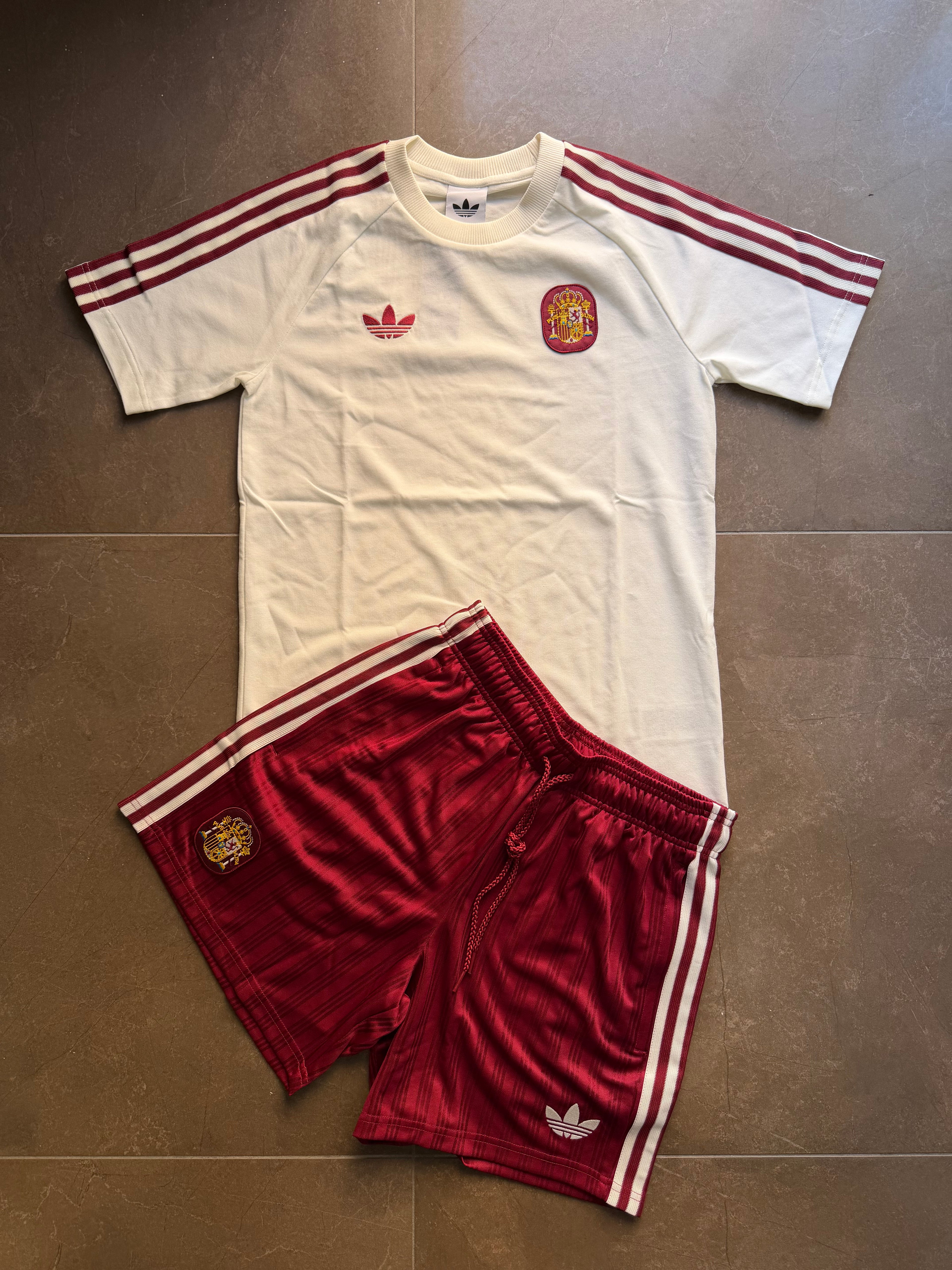 Completo Adidas Spagna Icon 2026
