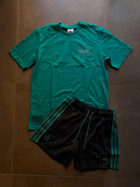 Completo Adidas Liverpool Icon Graphic