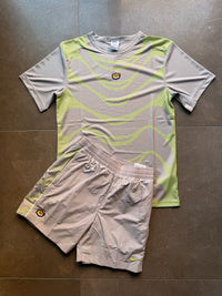 Completo Nike TN Graphic