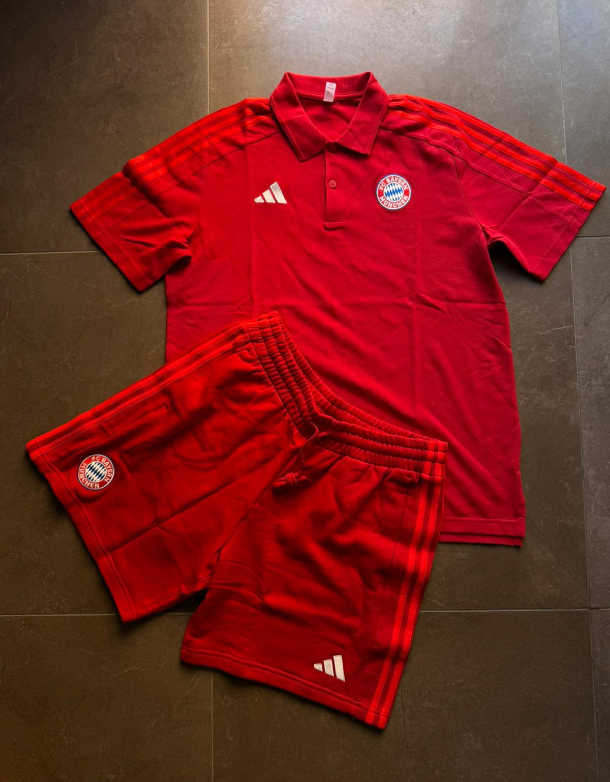 Completo Adidas Bayern Monaco DNA Polo