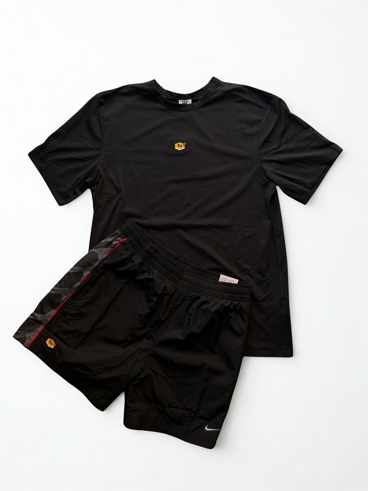 Completo Nike TN Black